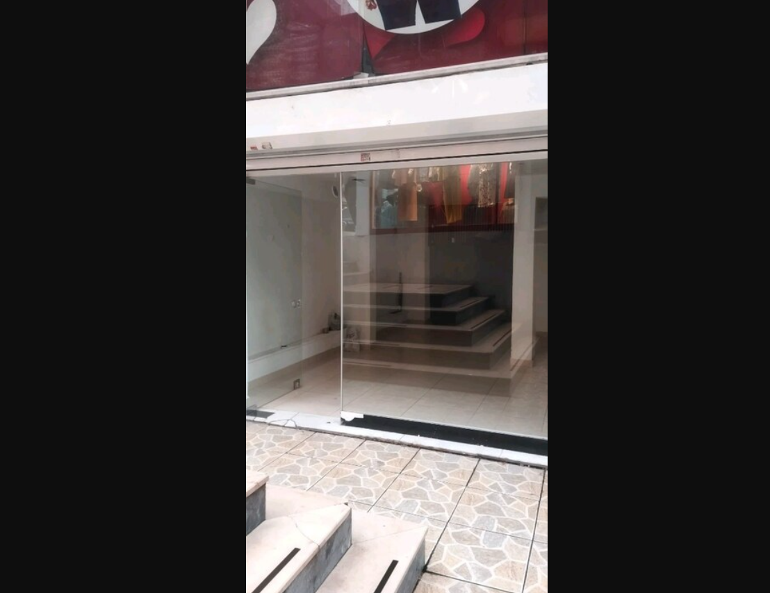 çıkma cam kapısı